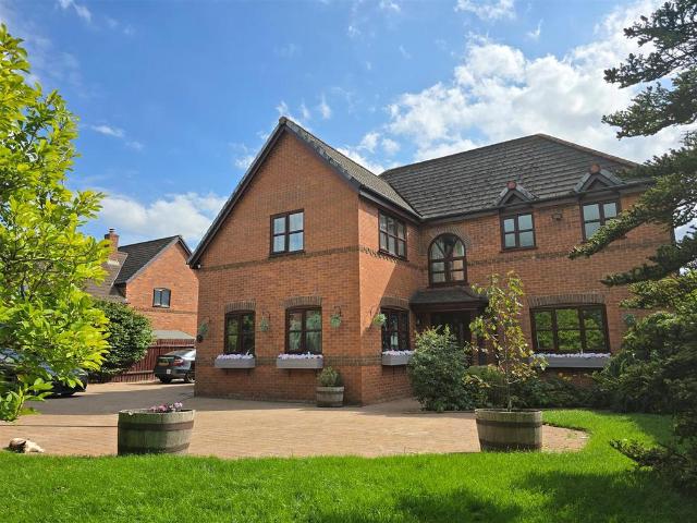 House for sale in Salford, Greater Manchester