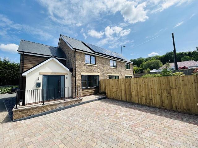 House for sale in Cleeve, North Somerset