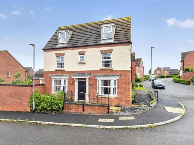 House for sale in Berry Hill, Potters Corner