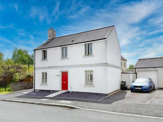 House for sale in Coedffranc, Llandarcy