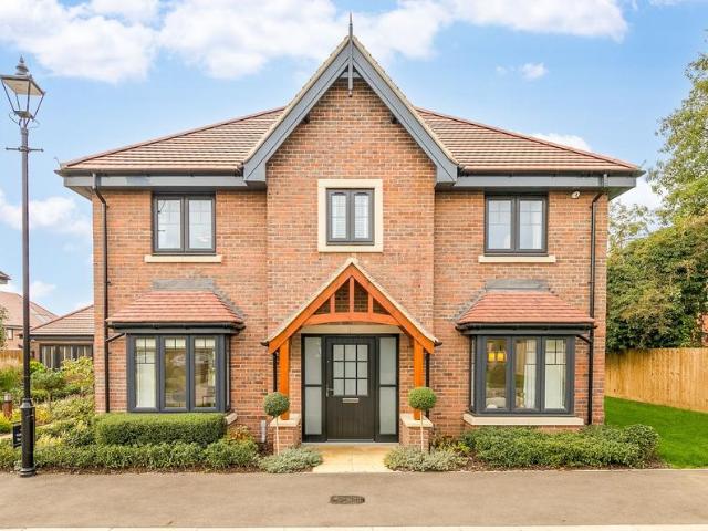 House for sale in Toddington, Bedfordshire