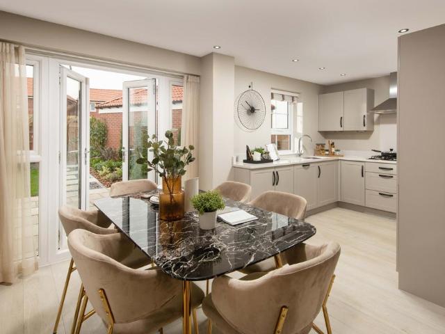 House for sale in Sneedhams Green, Gloucester