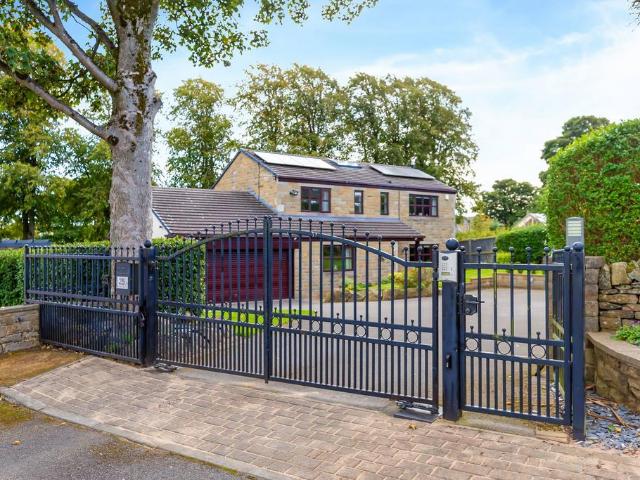 House for sale in Bogthorn, Bradford