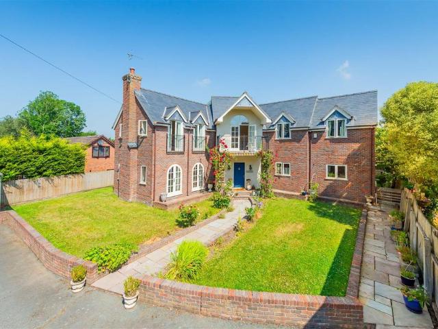 House for sale in Ifton Heath, Shropshire