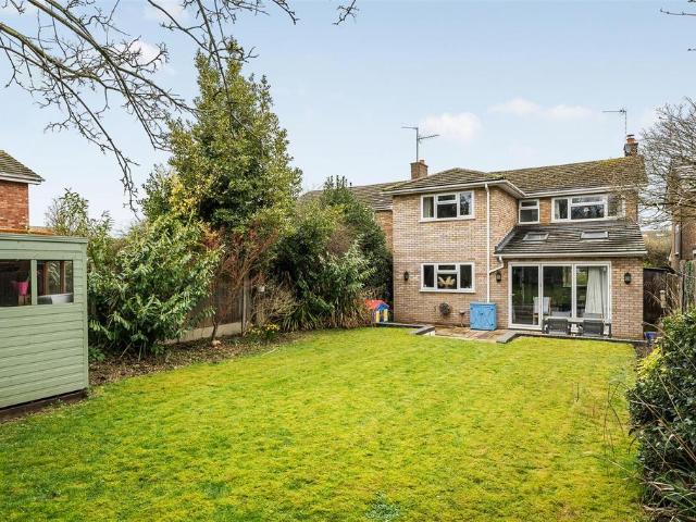 House for sale in New Mill, Pouchen End