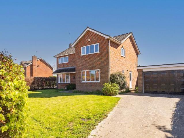 House for sale in Weston Turville