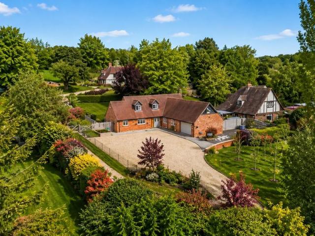 House for sale in Horspath, Berrick Salome