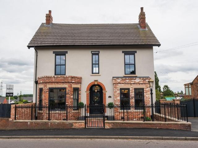 House for sale in Arkwright Town, Brackenfield