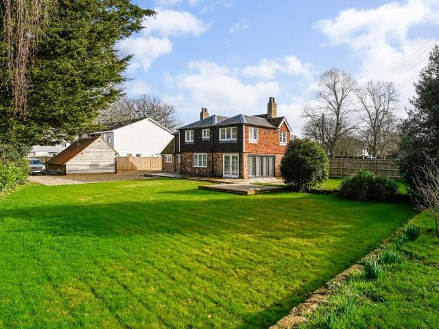 House for sale in Midway, Kent
