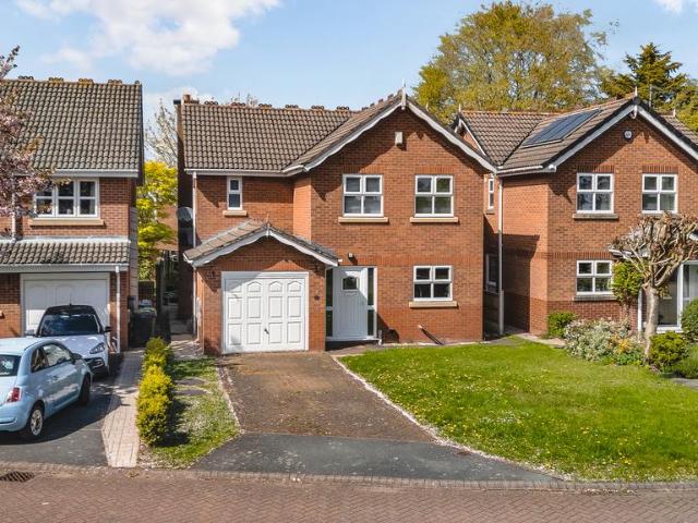 House for sale in Weaverham, Gorstage