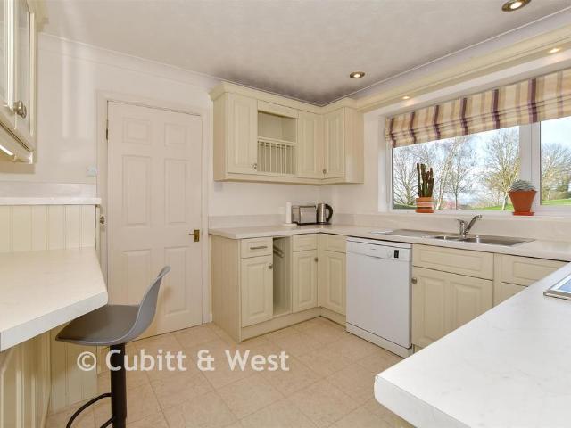 House for sale in Marehill, Horsham
