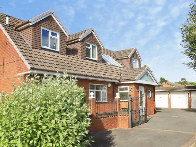 House for sale in New Invention, Bloxwich