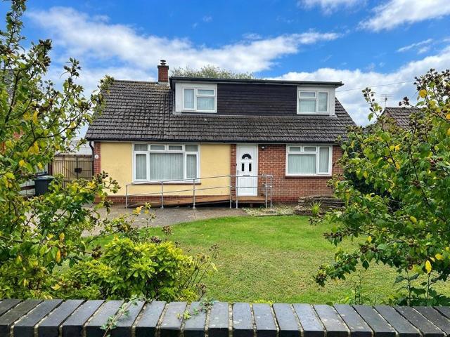 House for sale in Holbury, New Forest