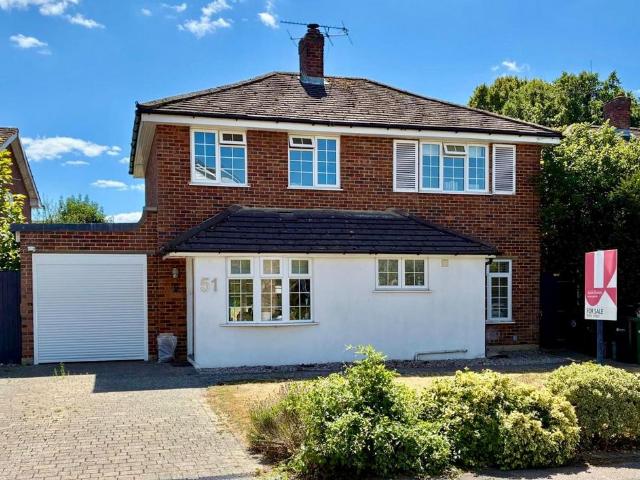 House for sale in Pachesham Park, Surrey