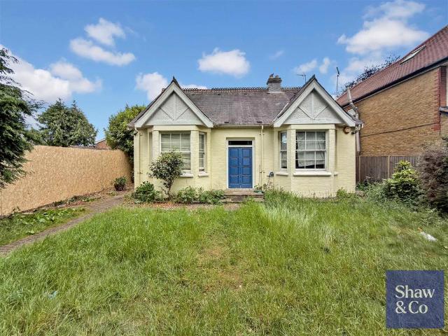 House for sale in London Borough of Ealing, Greater London