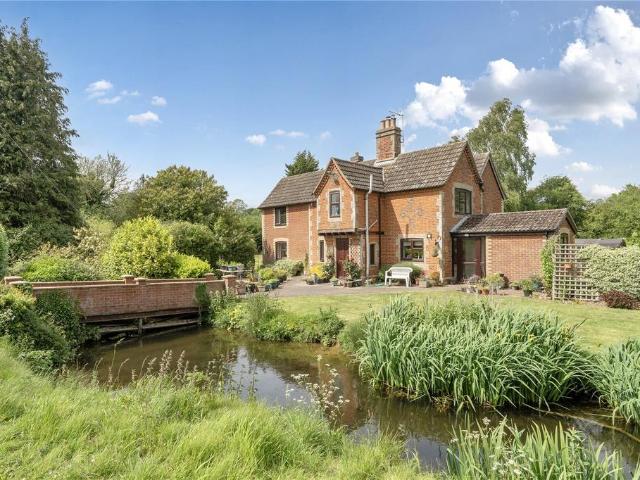 Land for sale in Bedingfield, Suffolk
