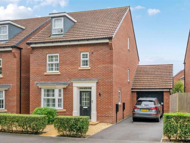 House for sale in Bishops Cannings, Wiltshire