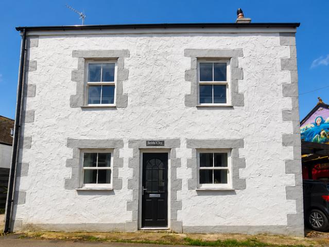 House for sale in Landewednack, Lizard
