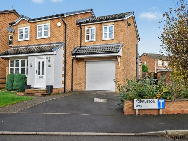 House for sale in West Ardsley, Tingley