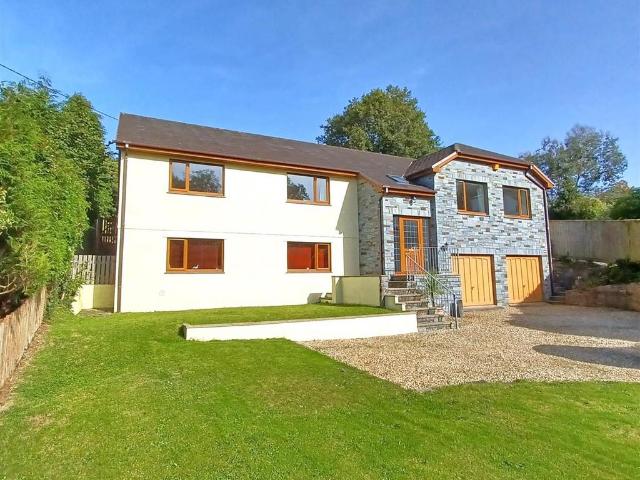 House for sale in St Dominick, Cornwall