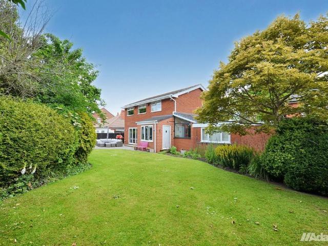 House for sale in Weston, Halton