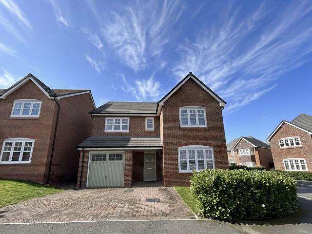 House for sale in Betws yn Rhos, Wales