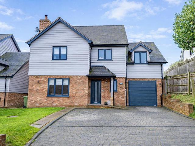 House for sale in Tilekiln, Guestling Green