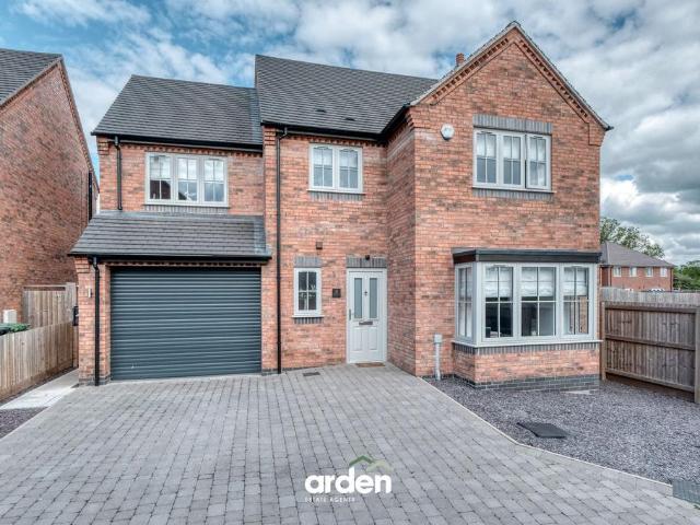 House for sale in Primsland, Crookhill