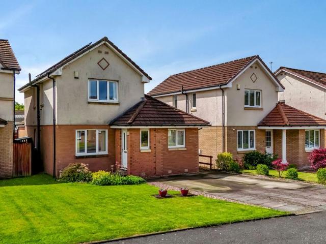 House for sale in Neilston, Scotland