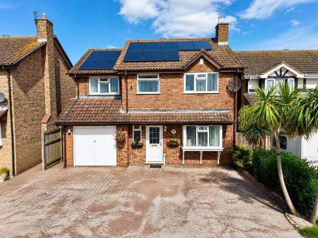 House for sale in Moreton, Wirral