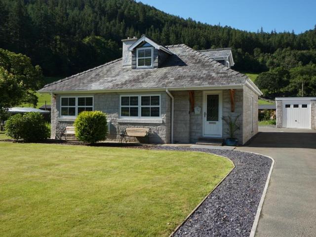 House for sale in Betws-y-coed, Wales