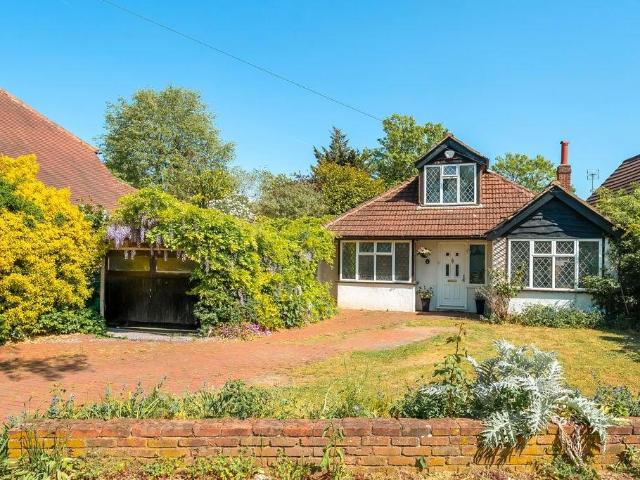 House for sale in Iver, Richings Park