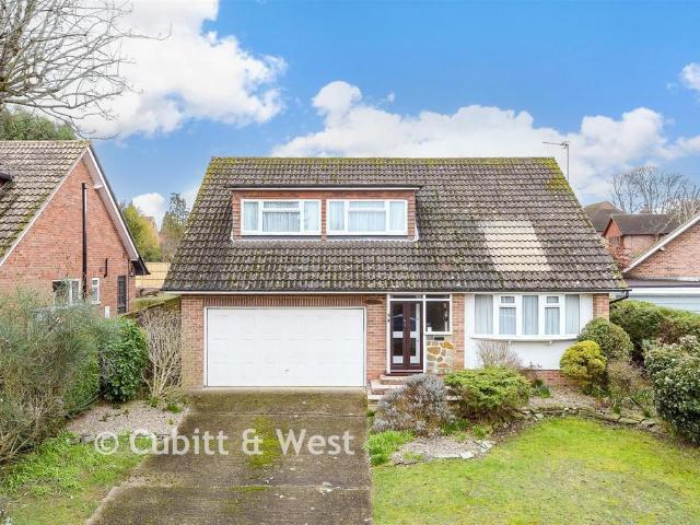 House for sale in Pachesham Park, Surrey