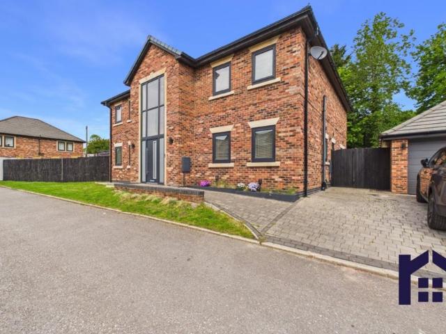 House for sale in Andertons Mill, Lancashire