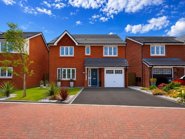 House for sale in Marshside, Southport