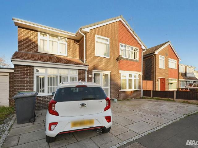 House for sale in Grange, Halton
