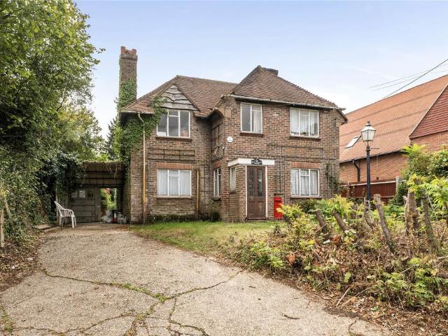House for sale in Hillview, Surrey
