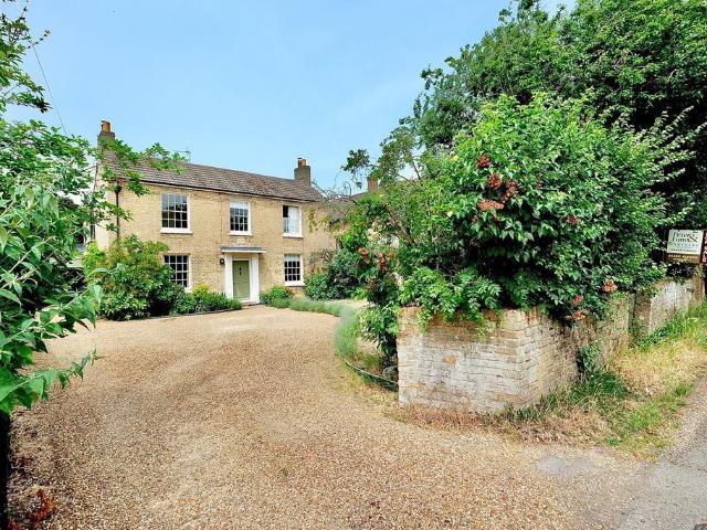 House for sale in Holywell-cum-Needingworth, Huntingdon