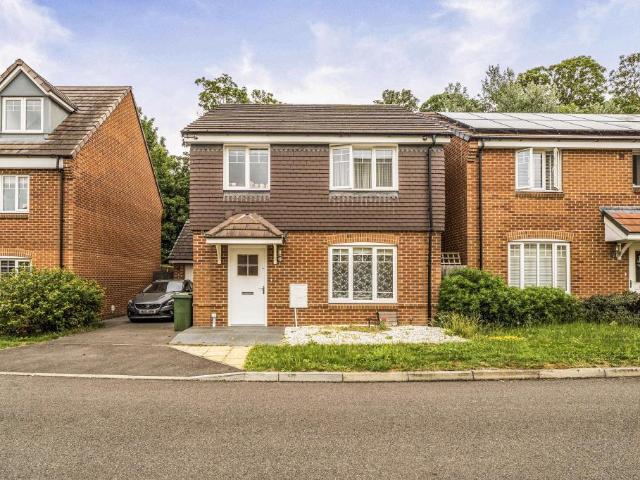 House for sale in Caldecott, Dromore
