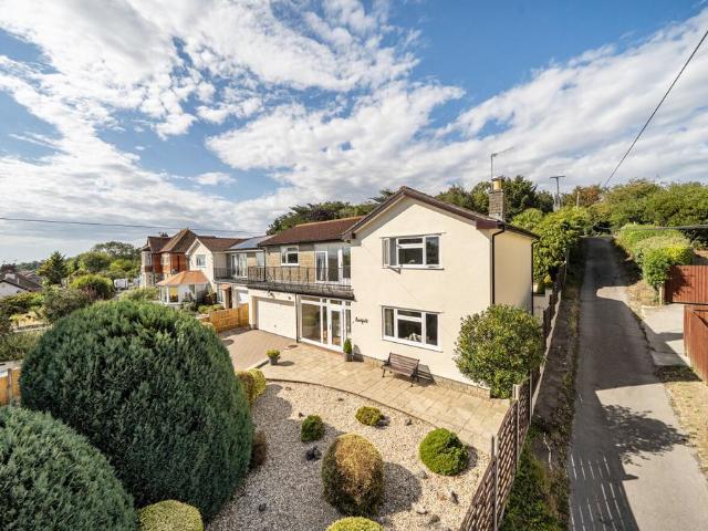 House for sale in South Hill, Bleadon