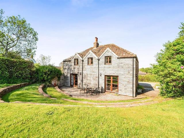 House for sale in Bincombe, Aley