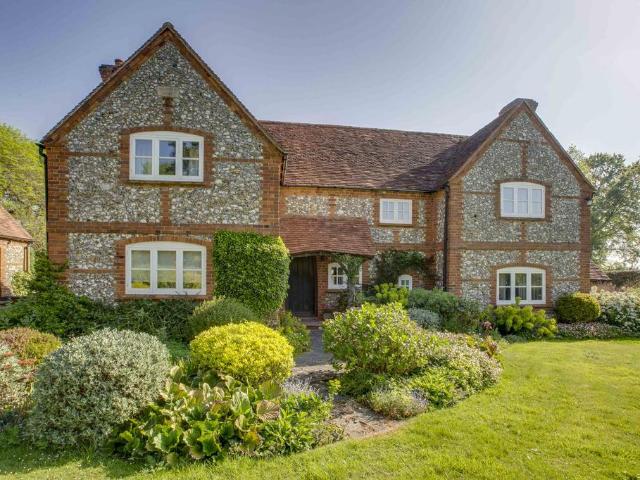 House for sale in Piddington and Wheeler End, Lane End