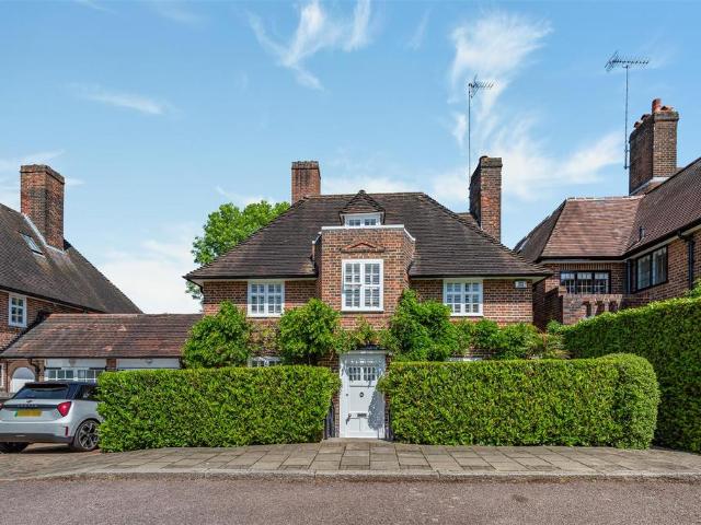 House for sale in Hampstead Garden Suburb, Greater London