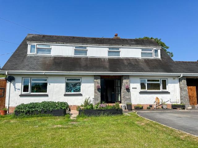House for sale in Glanwern, Wales