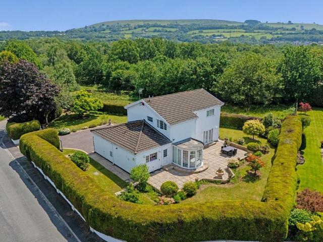 House for sale in Llantwit Fardre, Upper Boat