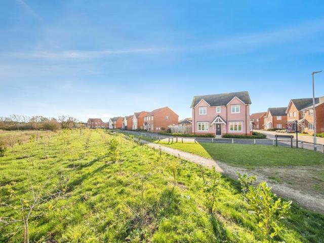 House for sale in Bedingfield, Suffolk