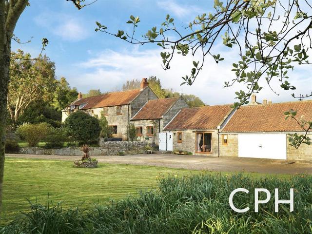 House for sale in Cloughton, North Yorkshire