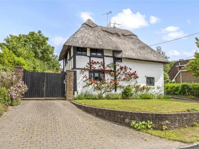 House for sale in Perryfields, West Sussex
