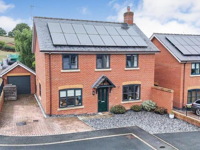 House for sale in Llansantffraid, Llansantffraid-ym-Mechain