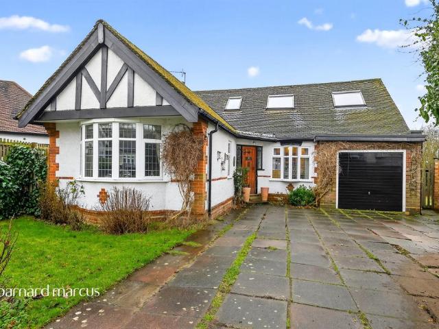House for sale in The Royds, Potters Bar
